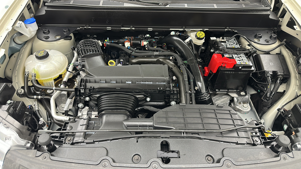 Used 2025 Ford Maverick Tremor AWD/4WD image 29