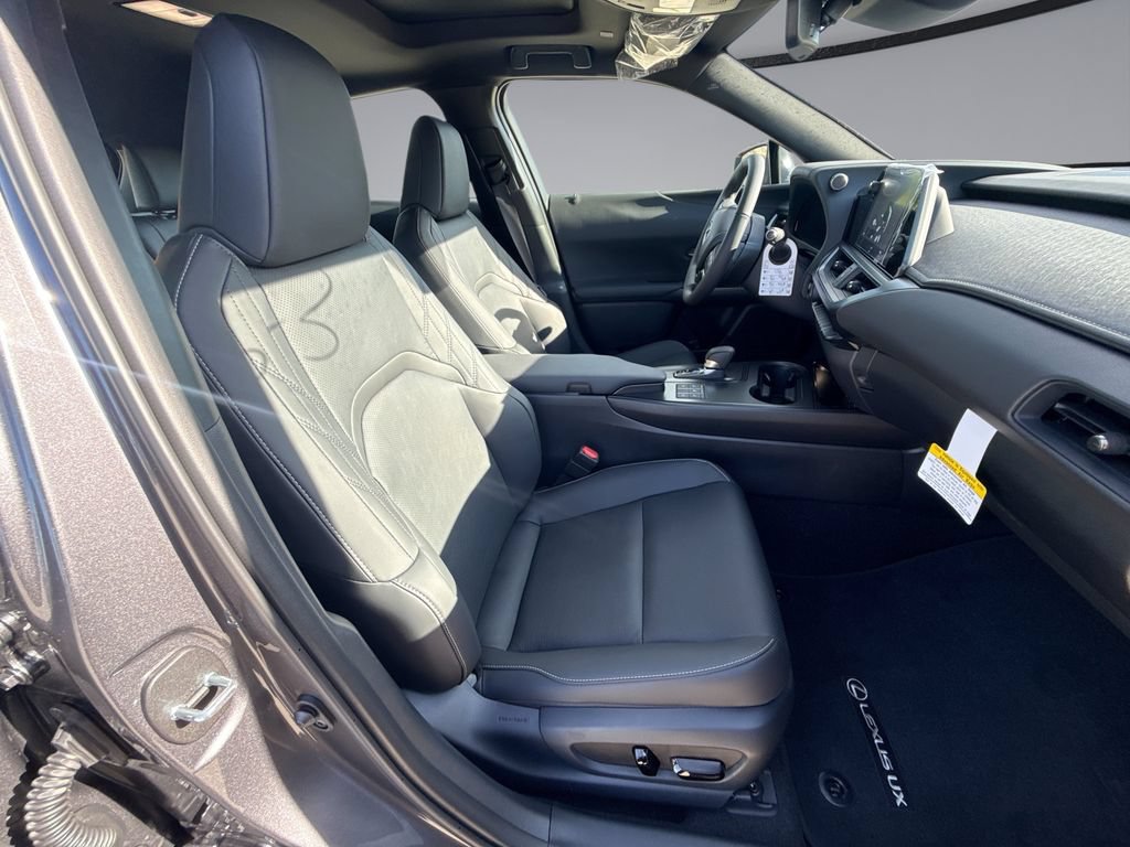 New 2026 Lexus UX 300h FWD image 16