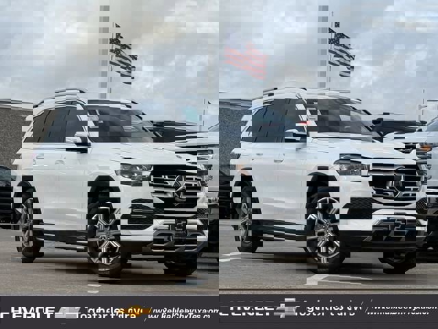 Used 2022 Mercedes-Benz GLS 450 4MATIC image 2