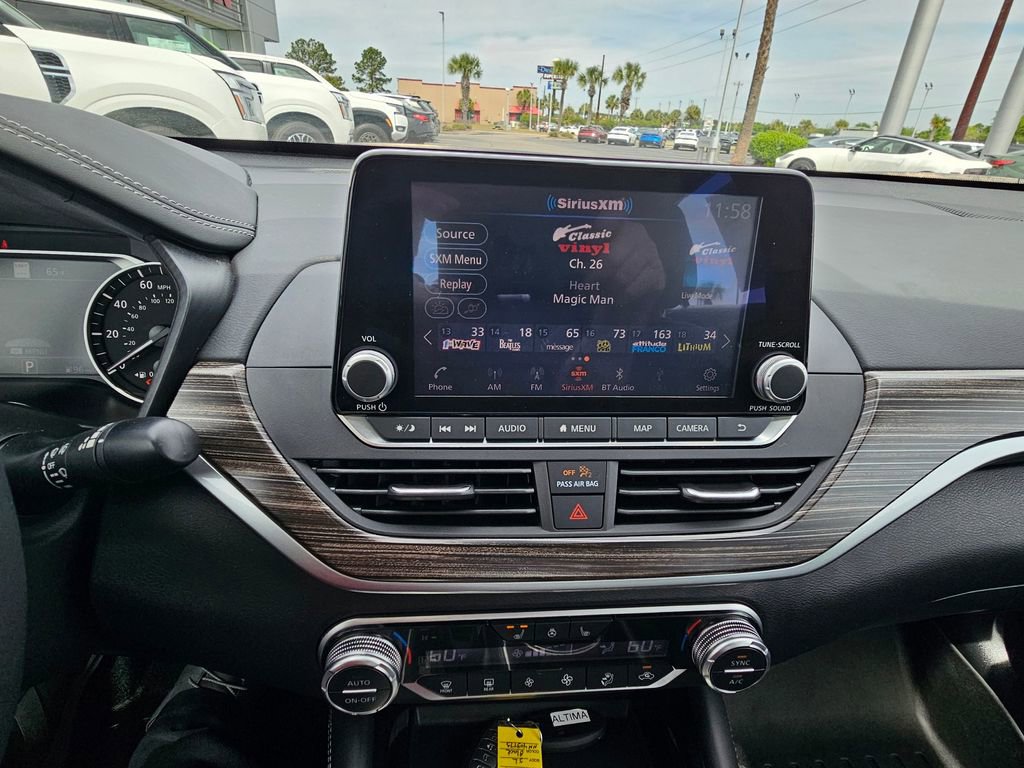 Used 2022 Nissan Altima 2.5 SL AWD/4WD image 19