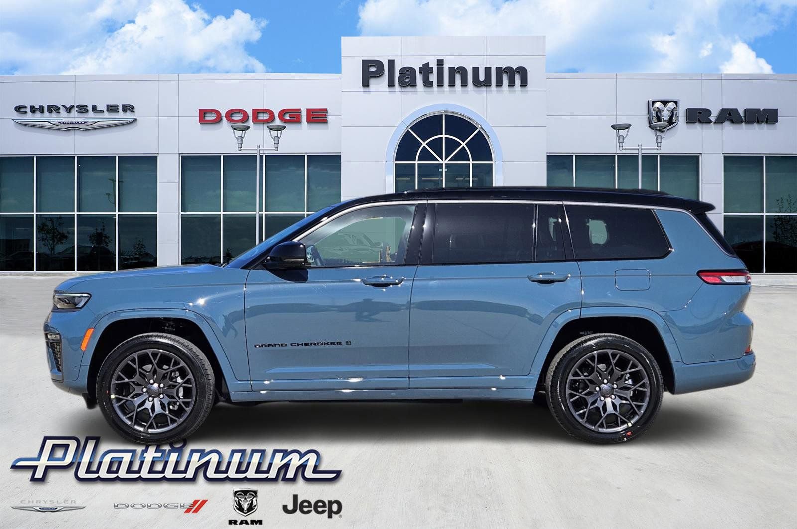 New 2026 Jeep Grand Cherokee L Summit w/ Obsidian Package image 3