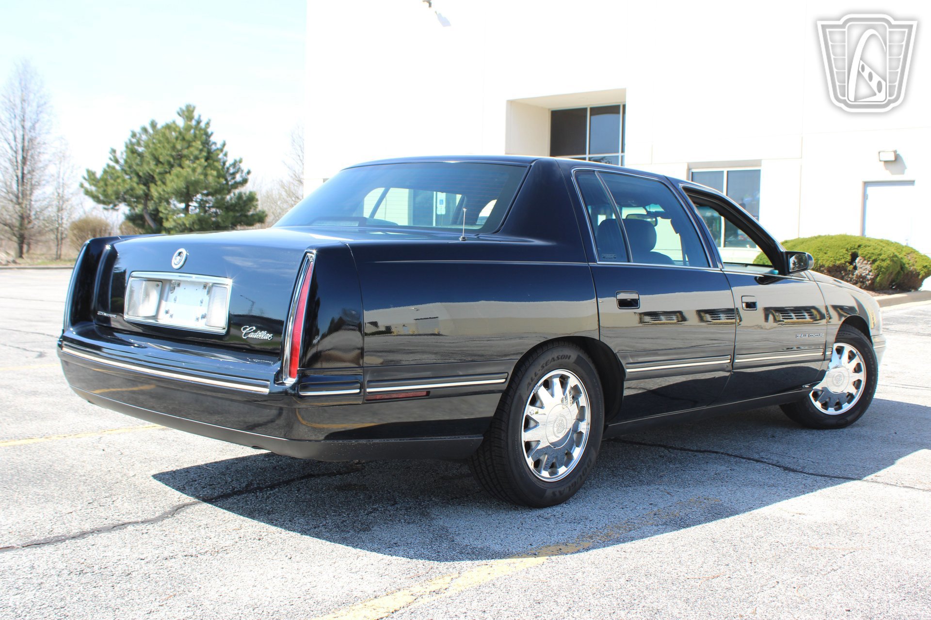 Used 1999 Cadillac De Ville Concours FWD image 14