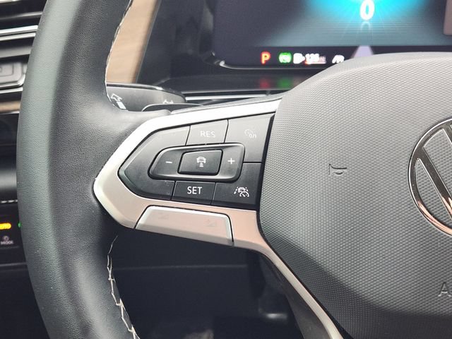 Used 2024 Volkswagen Atlas SE FWD image 27
