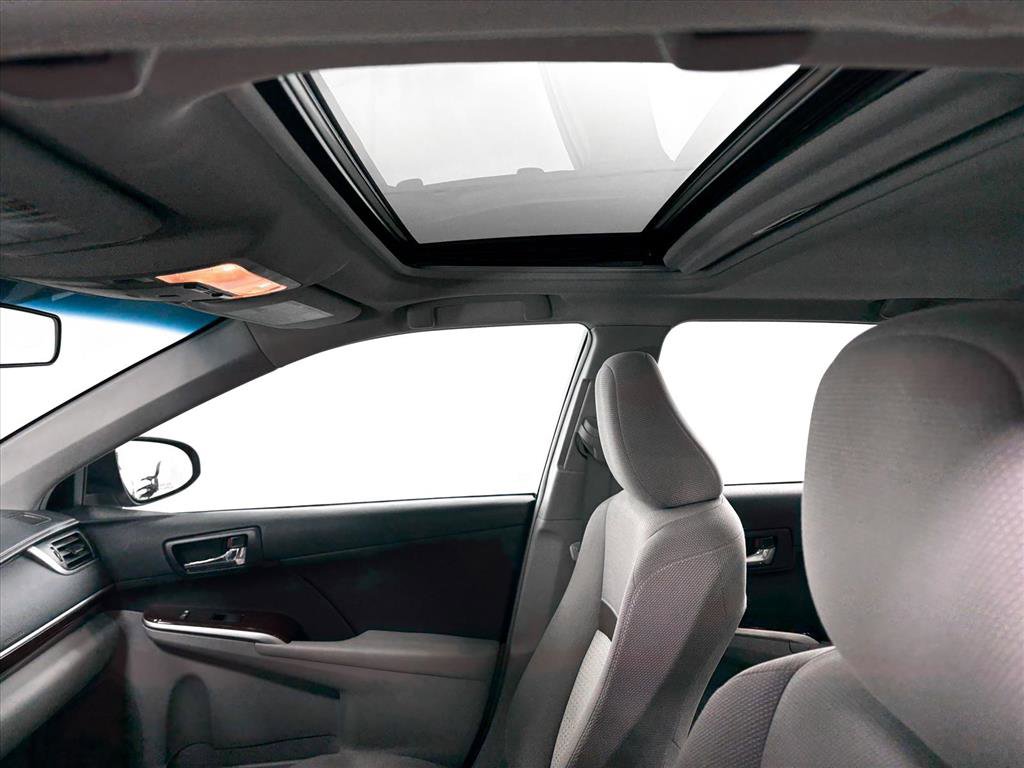 Used 2013 Toyota Camry XLE image 5