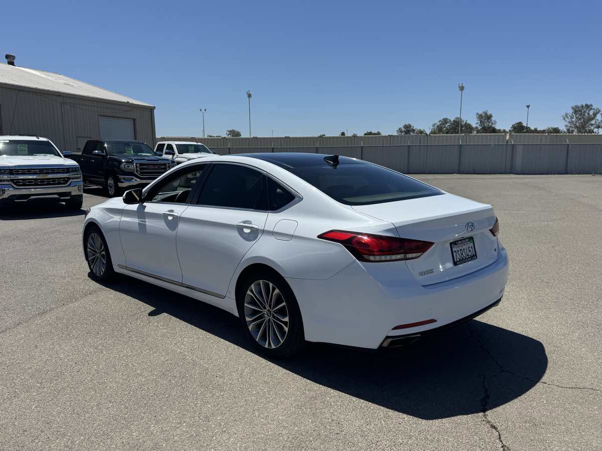Used 2016 Hyundai Genesis 3.8 w/ Option Group 02 RWD image 7