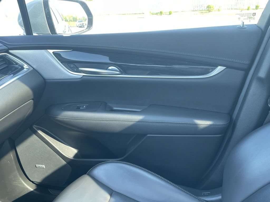 Used 2024 Cadillac XT5 Premium Luxury AWD/4WD image 32