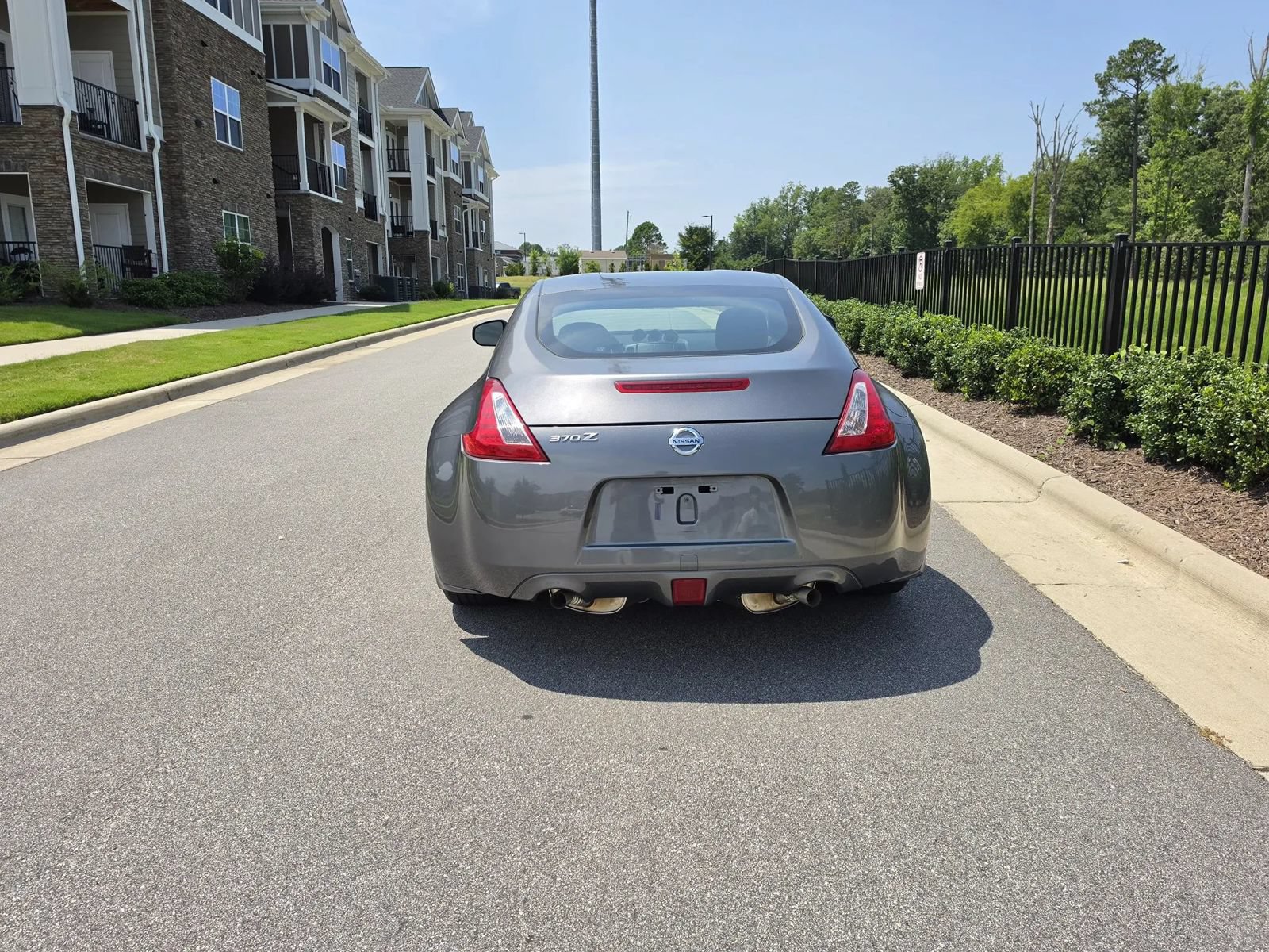 Used 2014 Nissan 370Z Coupe RWD image 6