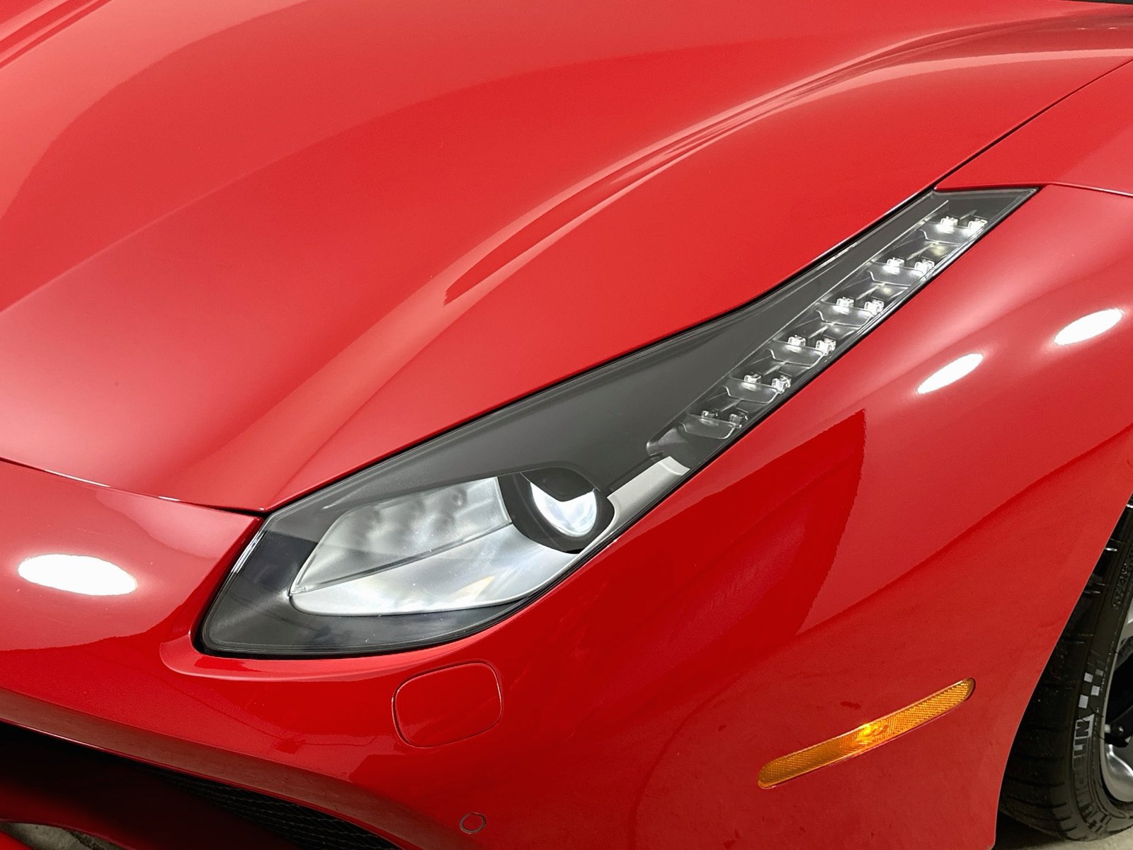 Used 2018 Ferrari 488 Spider RWD image 48