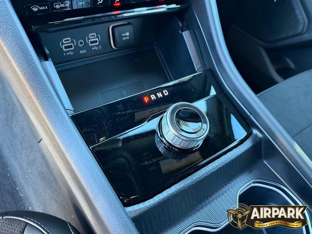 New 2025 Jeep Grand Cherokee L Altitude AWD/4WD image 21