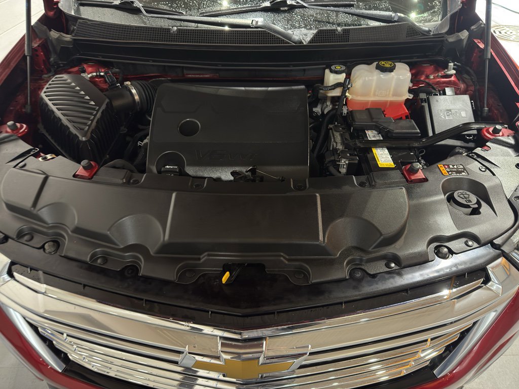Used 2023 Chevrolet Traverse Premier image 43