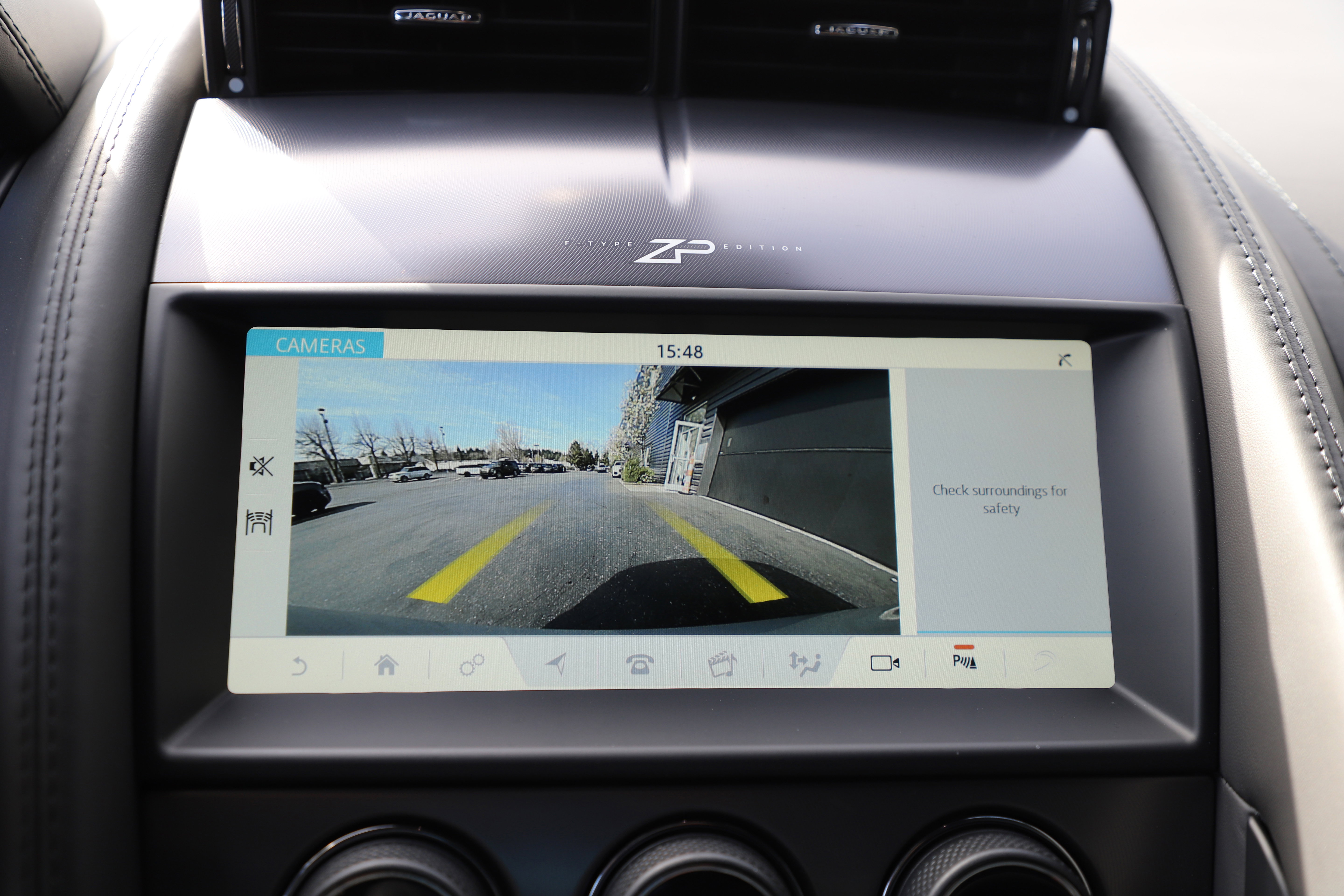 Used 2024 Jaguar F-TYPE R image 20