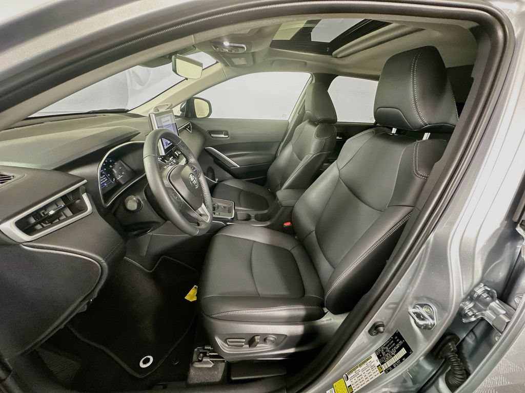 Certified 2026 Toyota Corolla Cross XLE w/ Convenience Package FWD image 21