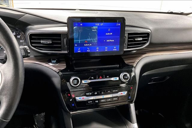 Used 2023 Ford Explorer Limited image 4
