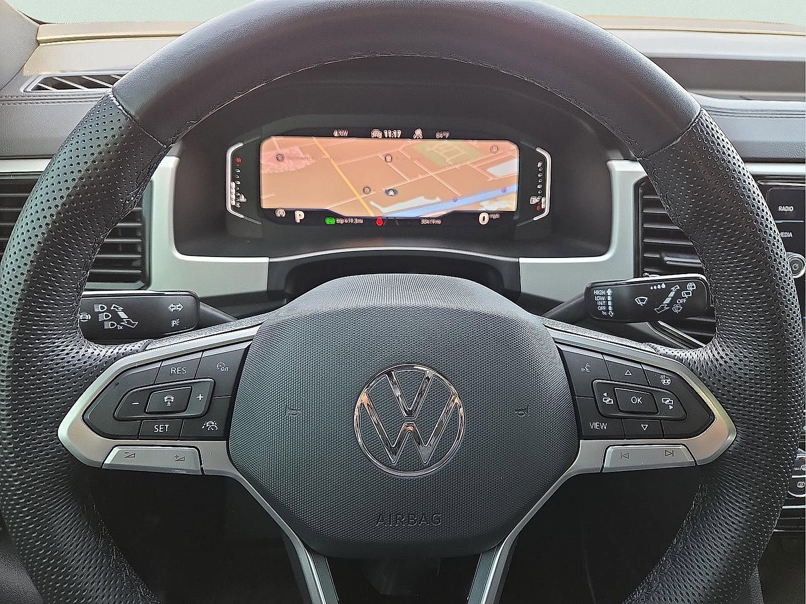 Used 2023 Volkswagen Atlas Cross Sport SEL R-Line image 24