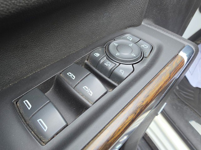 Used 2022 Chevrolet Silverado 2500 High Country w/ LPO, Hitch Package AWD/4WD image 38