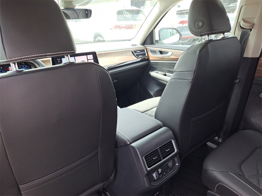 New 2026 Volkswagen Atlas SE image 25
