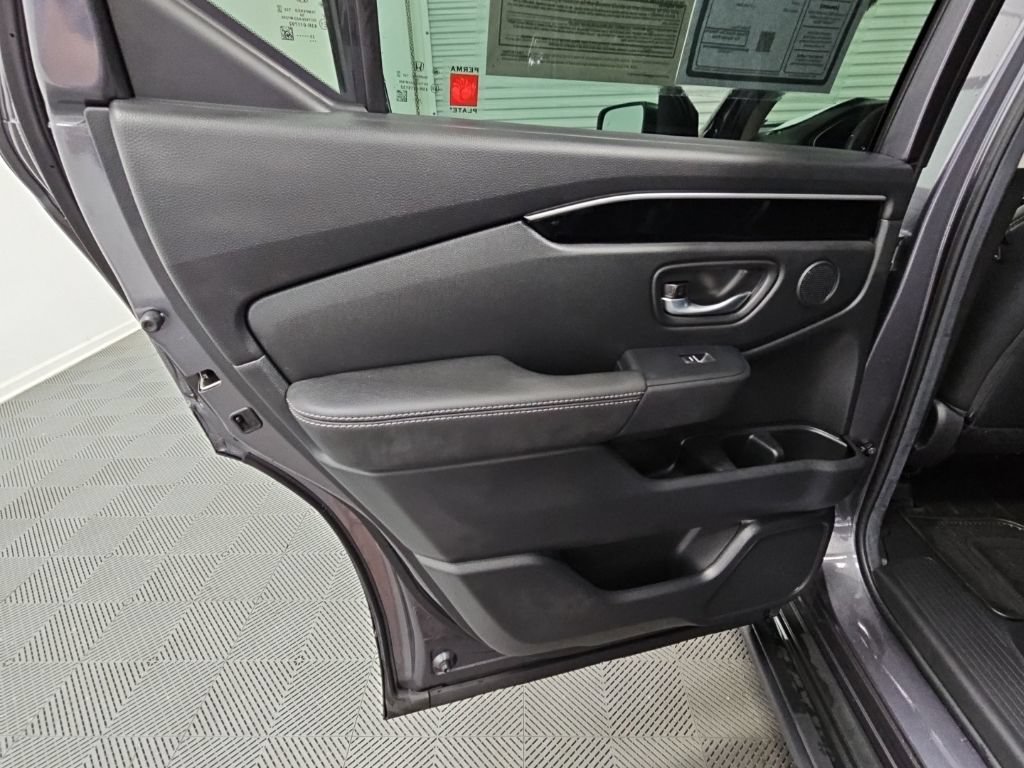 Used 2026 Honda Passport RTL image 32