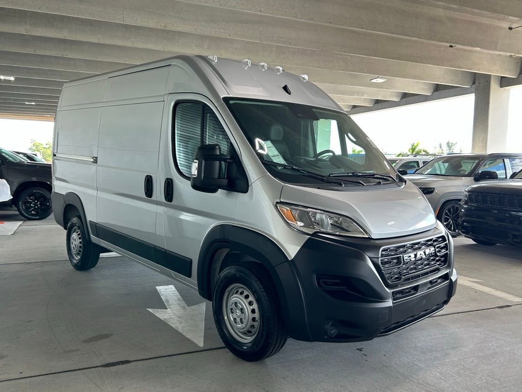 Used 2025 RAM ProMaster 1500 FWD image 2