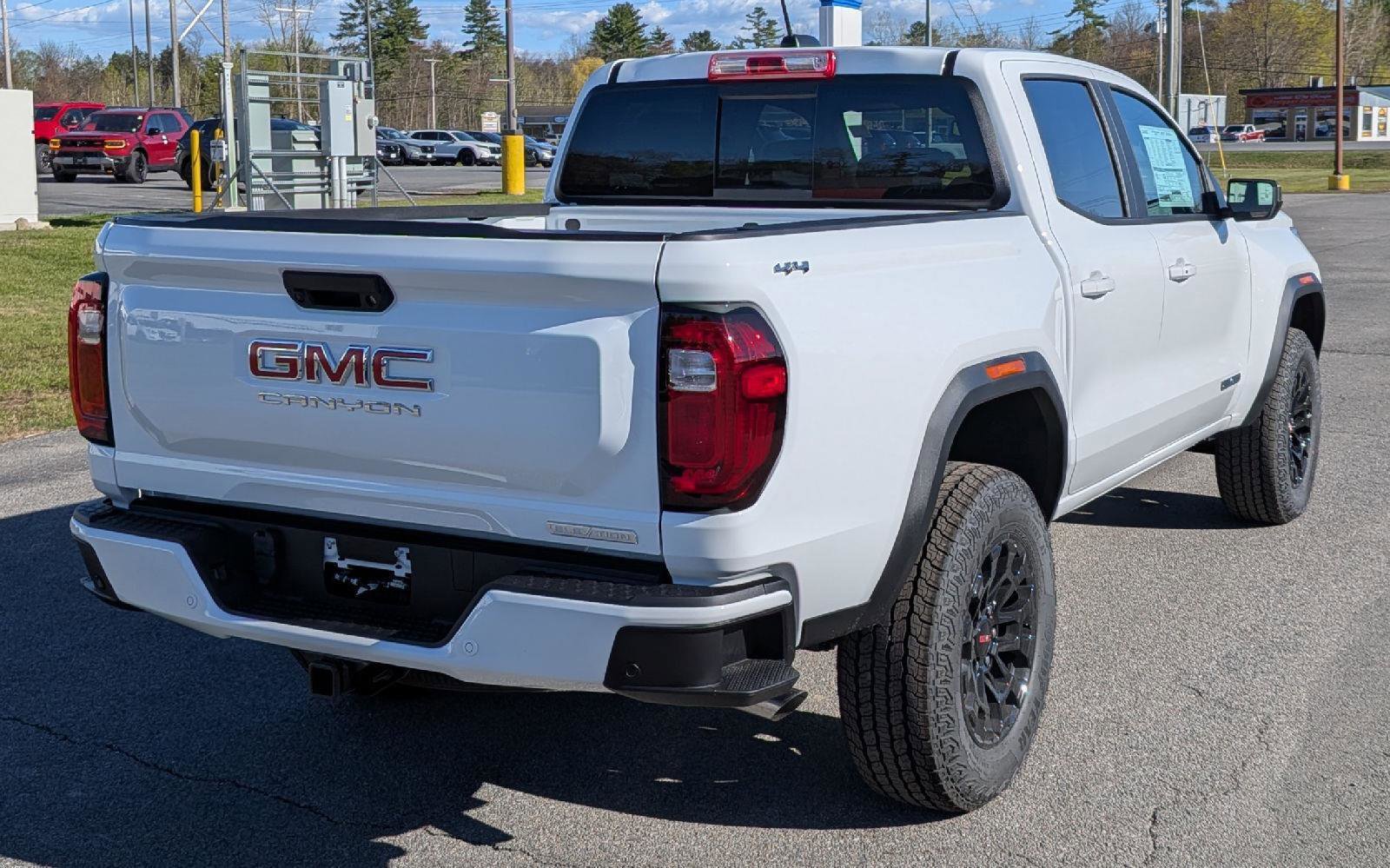 New 2026 GMC Canyon Elevation w/ Convenience Package AWD/4WD image 9