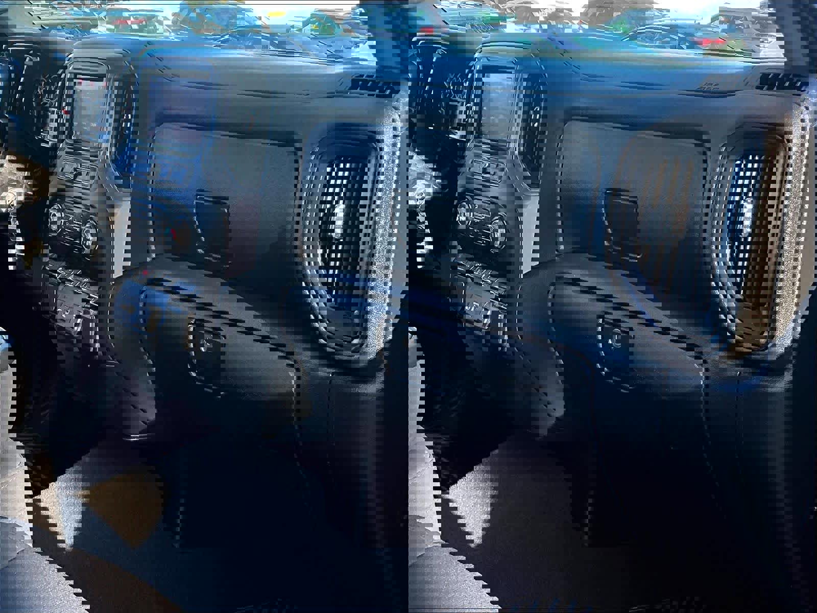 Used 2021 Chevrolet Silverado 1500 Custom image 21