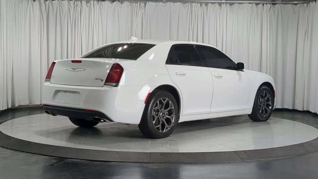 Used 2017 Chrysler 300 S AWD/4WD image 10
