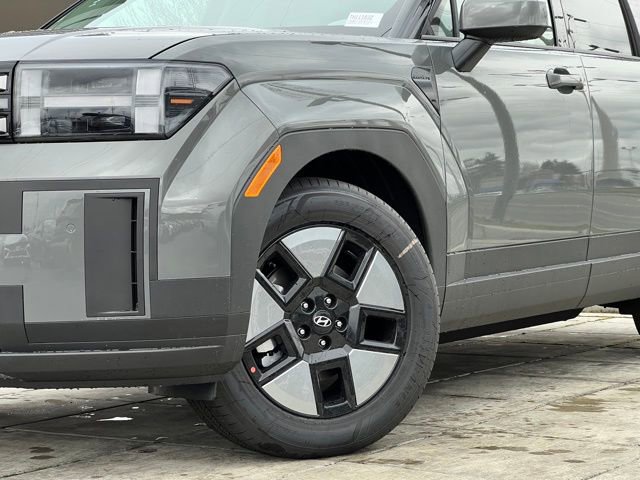 New 2026 Hyundai Santa Fe SE image 2