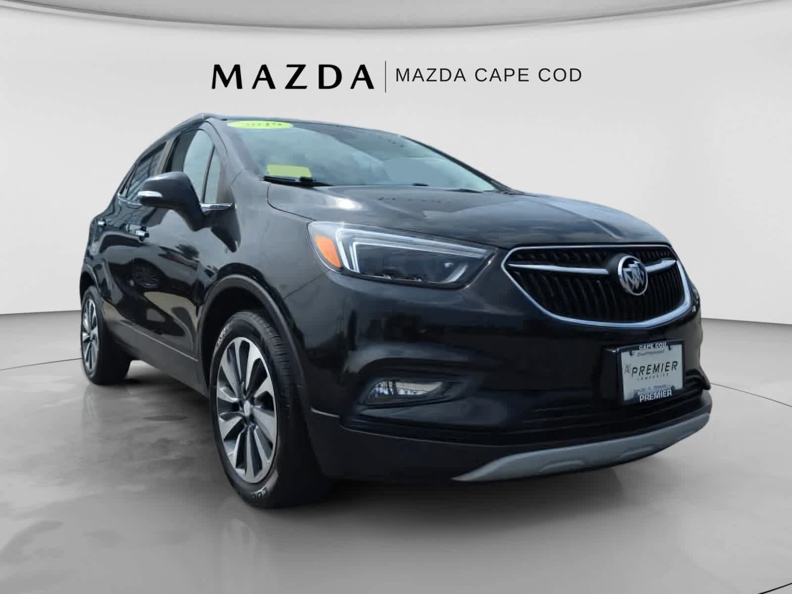 Used 2019 Buick Encore Essence w/ Safety Package II AWD/4WD image 2