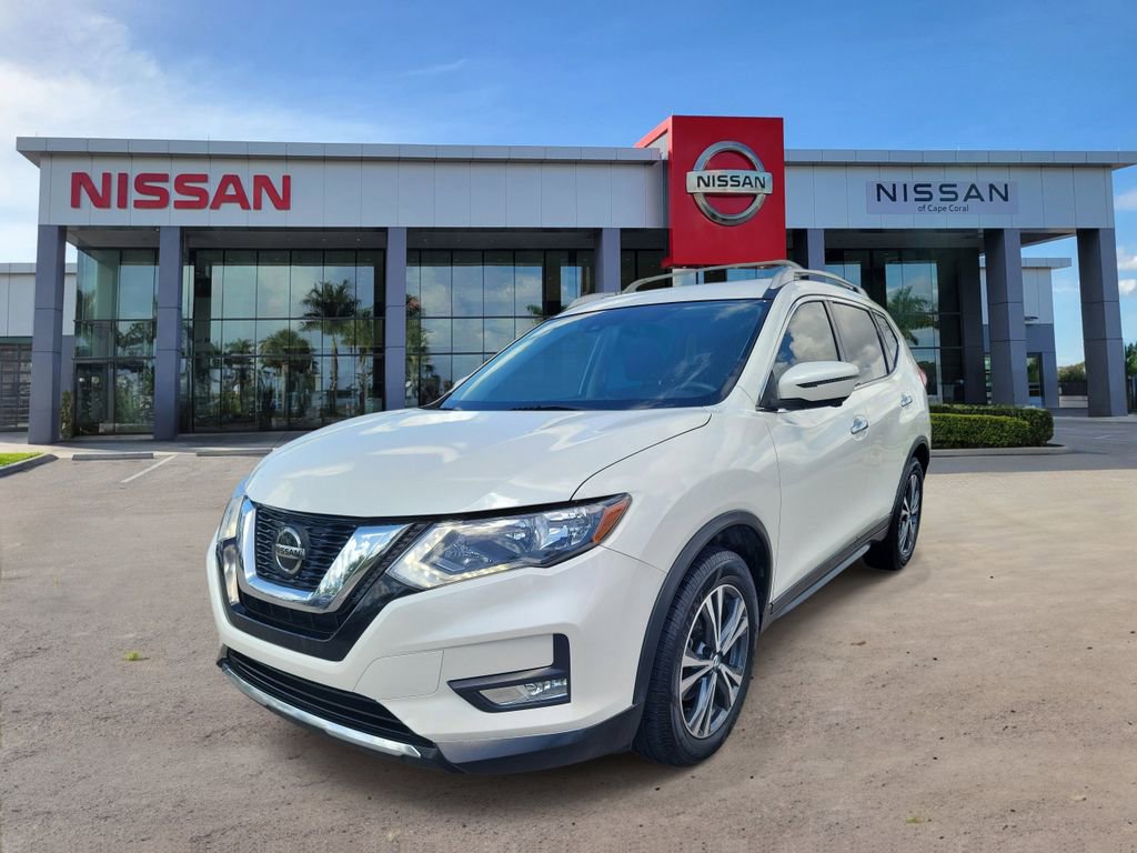 Used 2019 Nissan Rogue SV w/ Premium Package FWD image 9