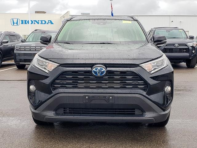Used 2019 Toyota RAV4 XLE image 2