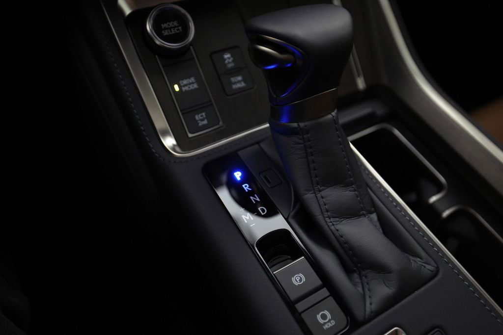 Used 2026 Lexus GX 550 550 Premium+ w/ Accessory Package (2T) image 26