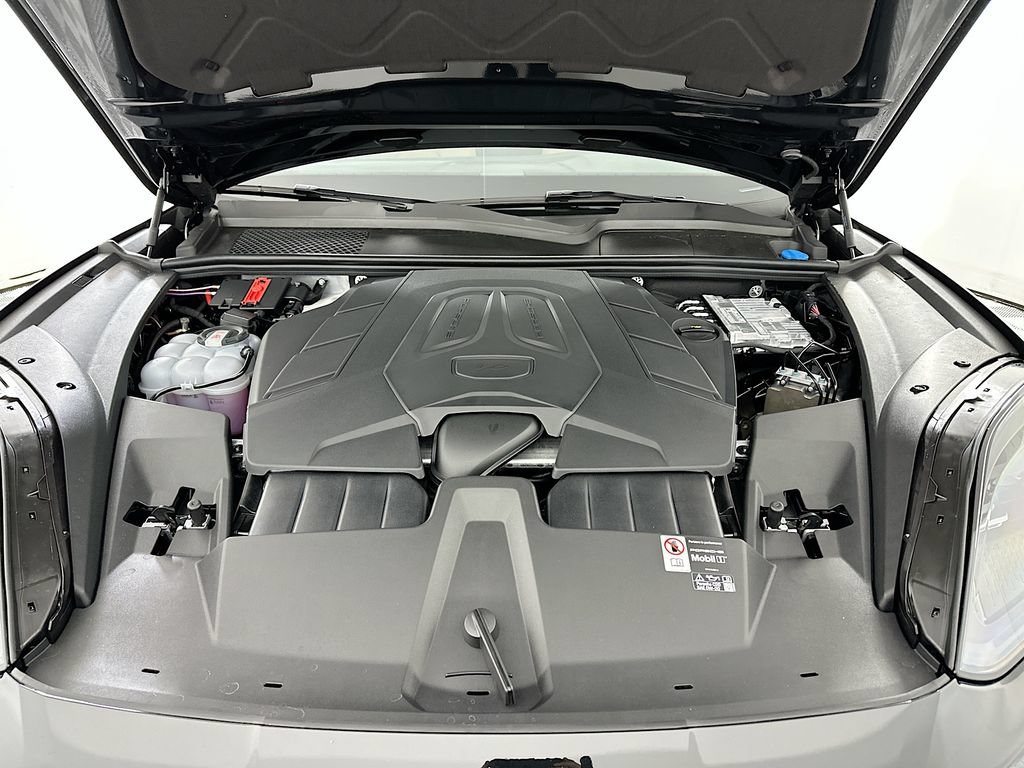 New 2026 Porsche Cayenne AWD/4WD image 32