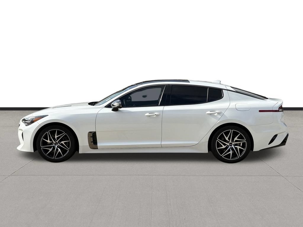Used 2023 Kia Stinger GT-Line w/ Sun & Sound Package RWD image 7