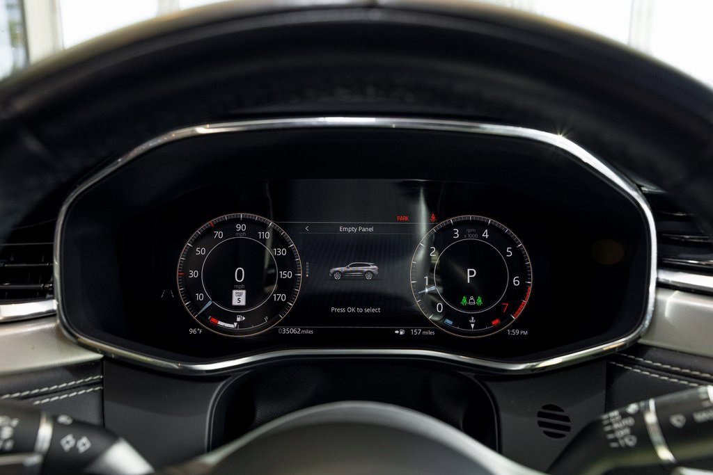 Used 2025 Jaguar F-PACE R-Dynamic S image 29