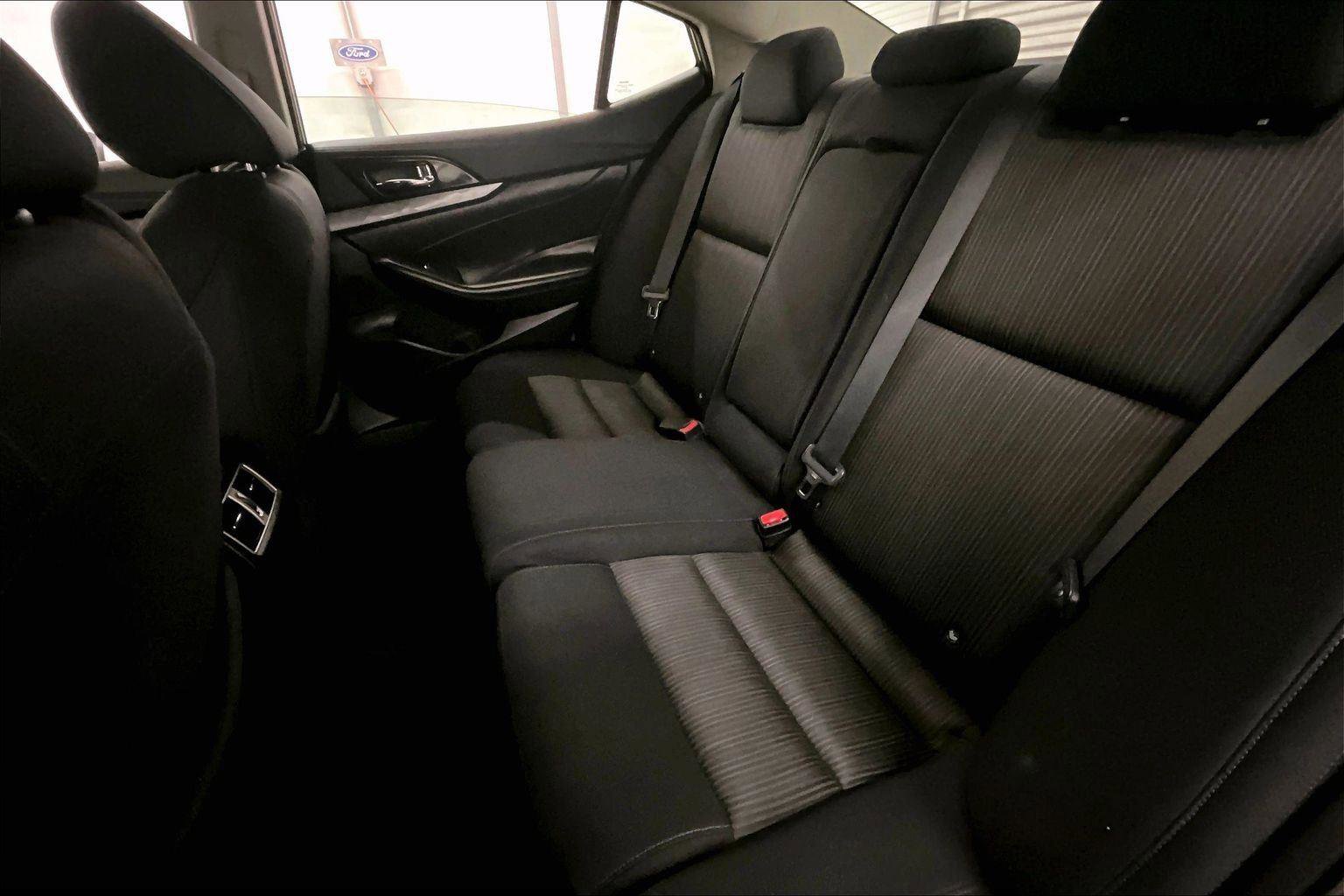 Used 2016 Nissan Maxima 3.5 S image 26