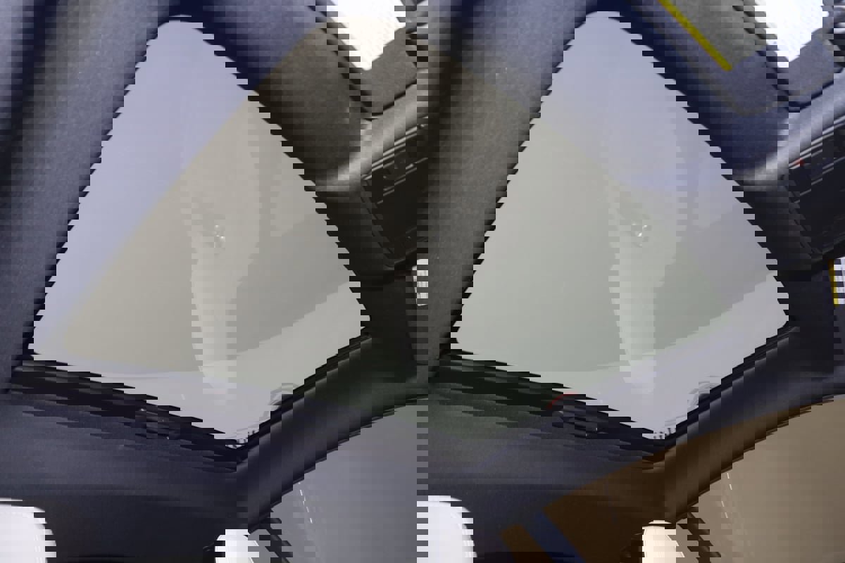 Used 2021 Jaguar F-TYPE R image 11