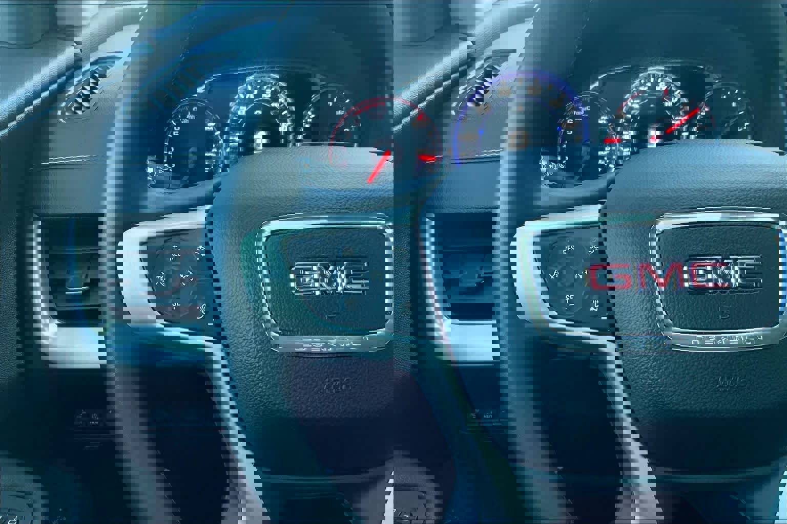 Used 2024 GMC Terrain Denali w/ Denali Premium Package image 20