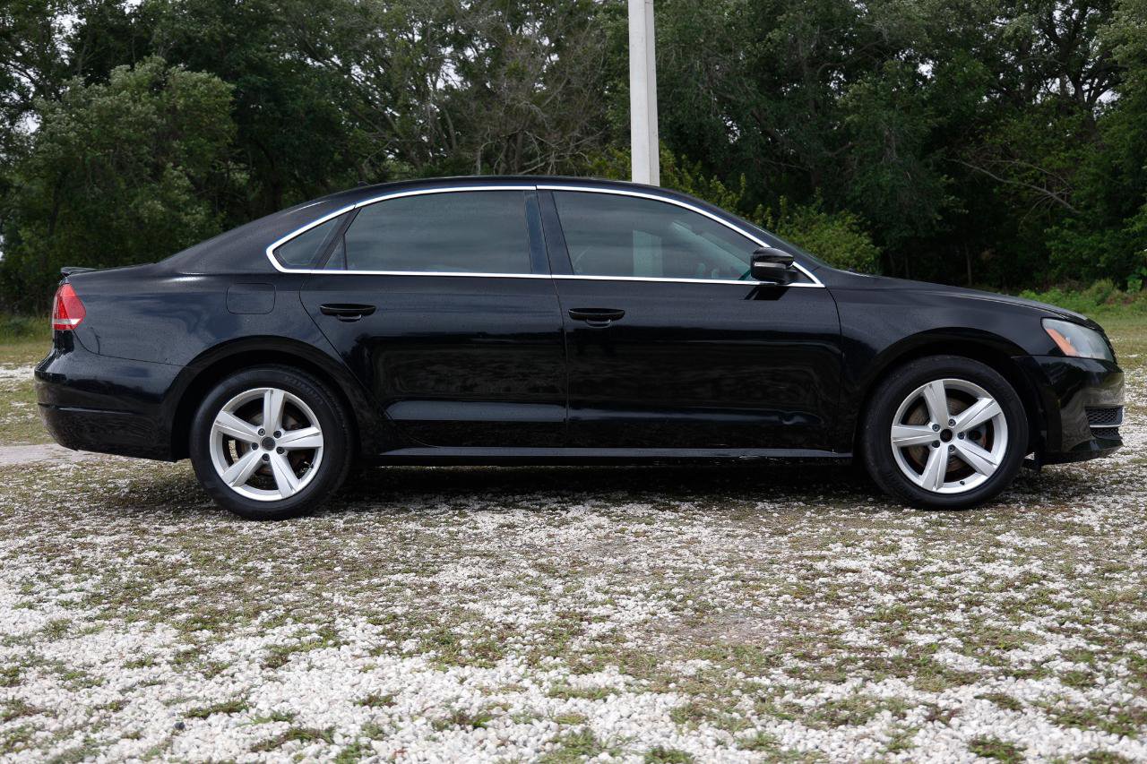 Used 2013 Volkswagen Passat 2.5 SE FWD image 13