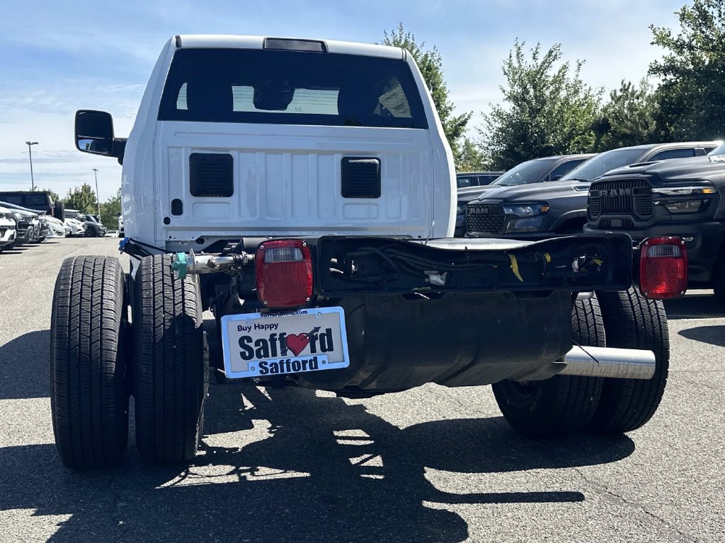 New 2025 RAM 3500 Tradesman AWD/4WD image 11