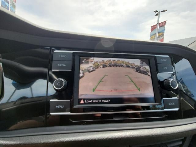 Used 2024 Volkswagen Jetta SE FWD image 14