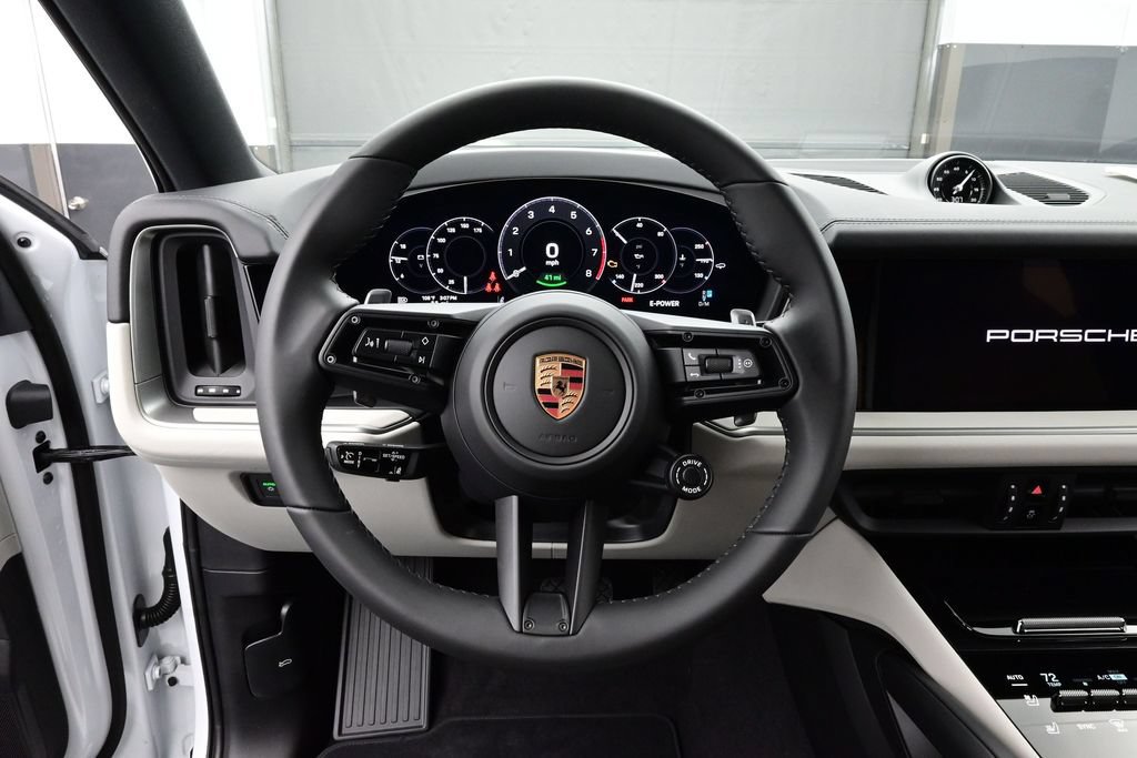 New 2026 Porsche Cayenne E-Hybrid Coupe AWD/4WD image 8