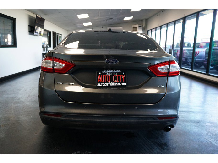 Used 2016 Ford Fusion SE image 6