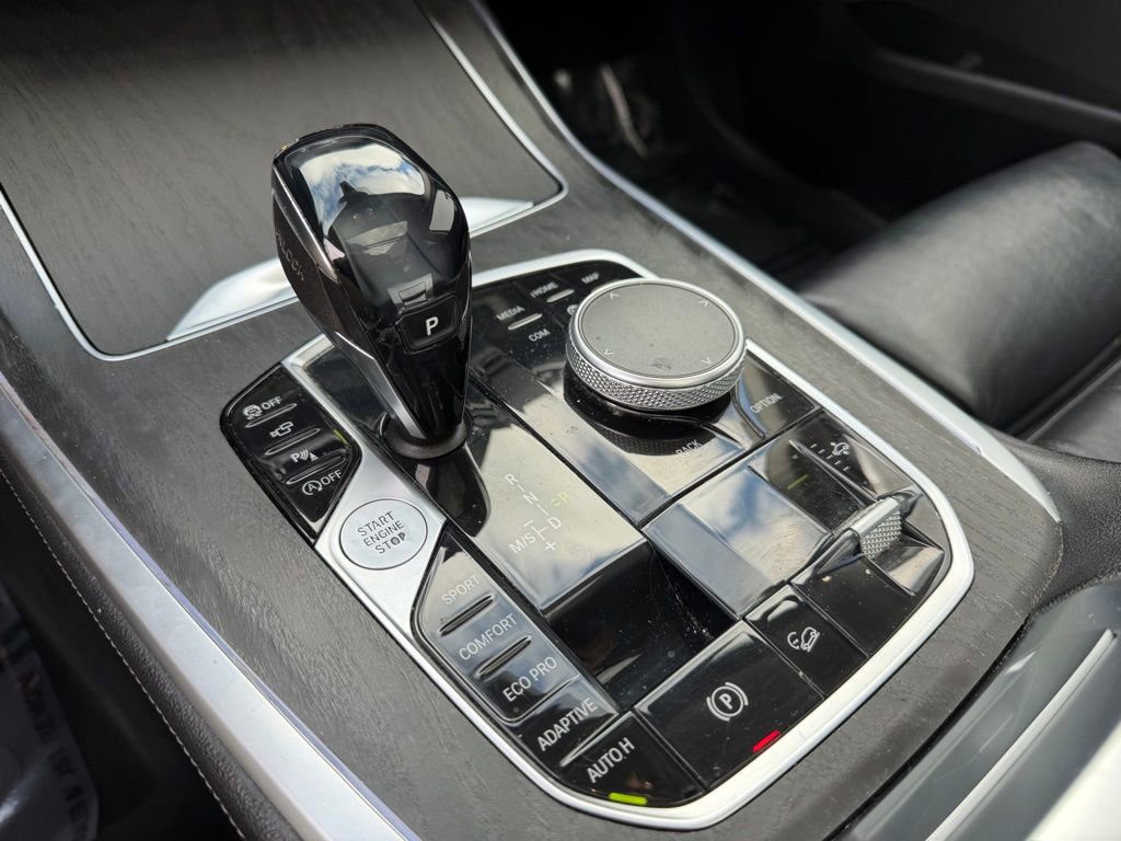 Used 2020 BMW X7 xDrive40i w/ Premium Package AWD/4WD image 30