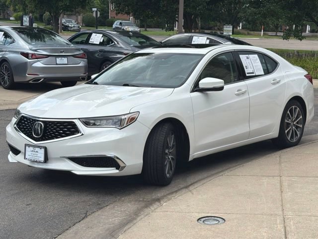 Used 2018 Acura TLX V6 SH-AWD image 3