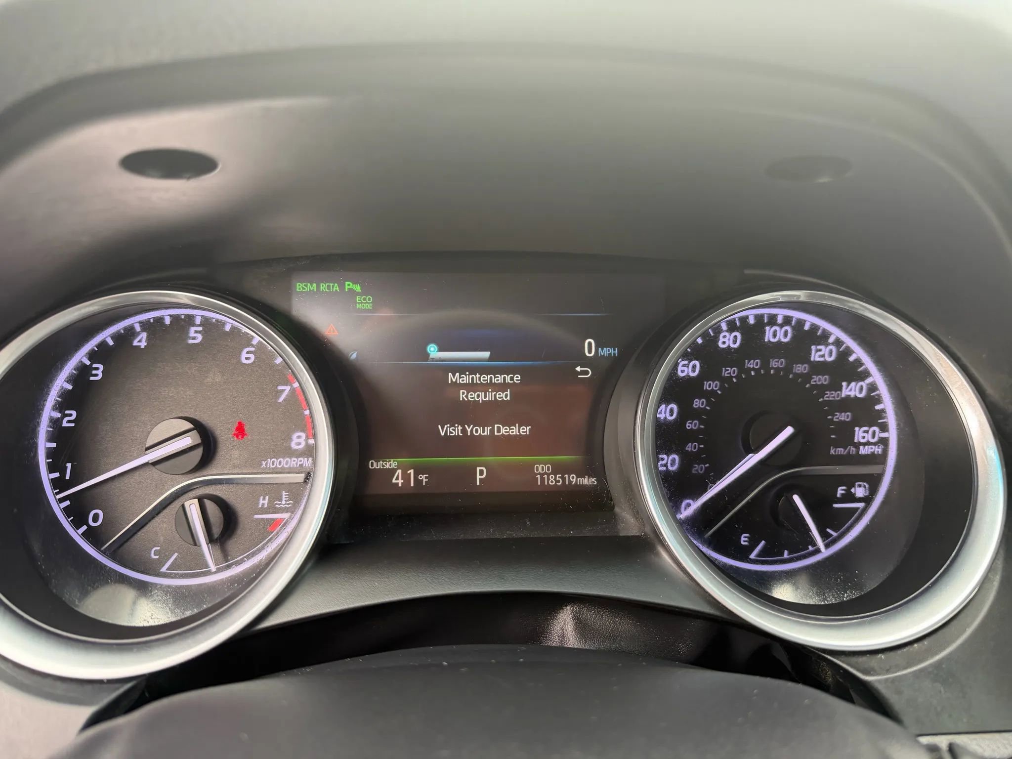 Used 2018 Toyota Camry XLE FWD image 16