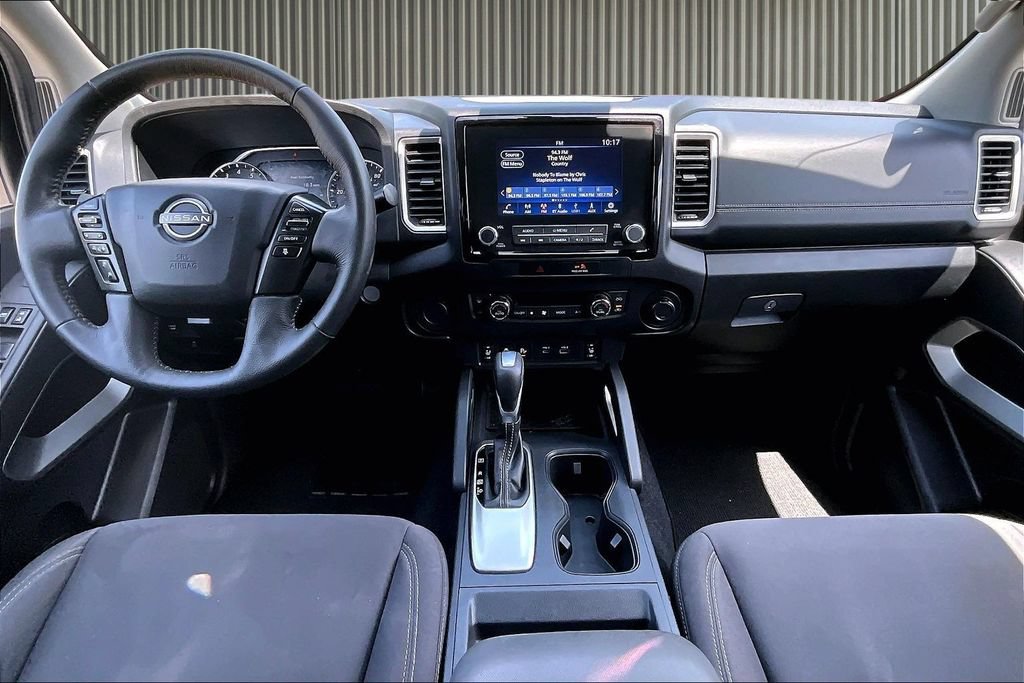 Used 2022 Nissan Frontier SV RWD image 17