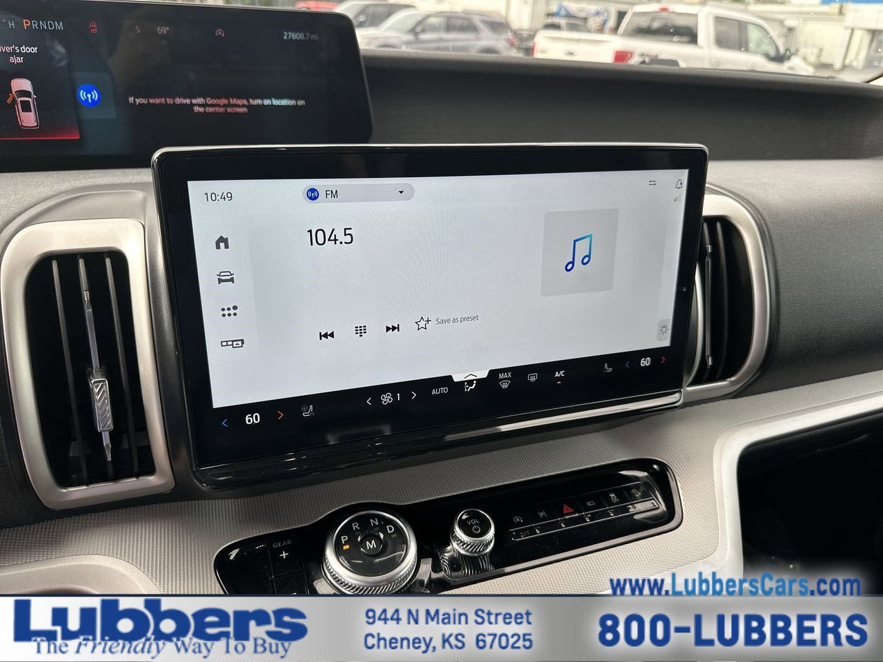 Used 2025 Ford Expedition Max Active AWD/4WD image 16