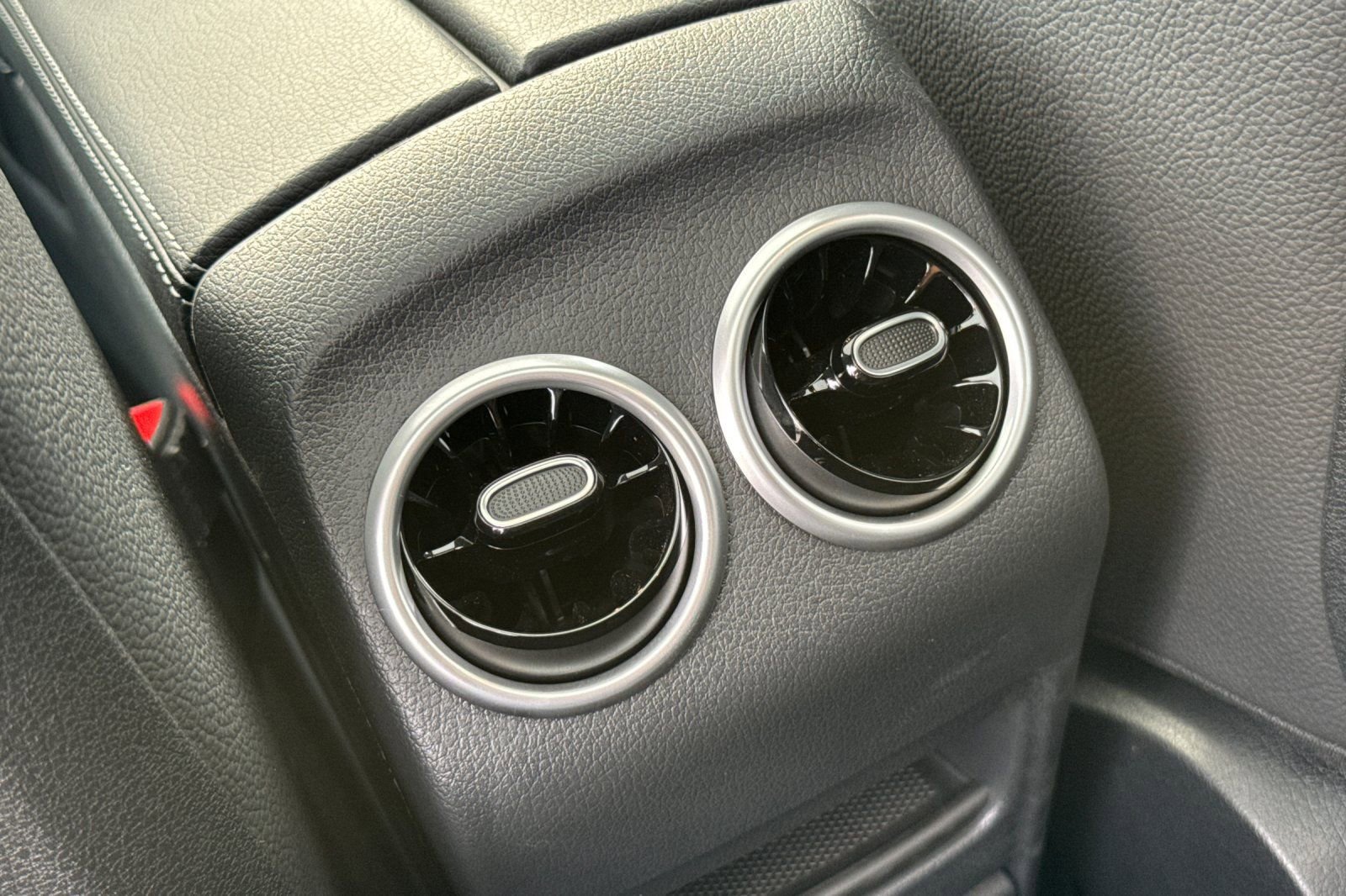 Certified 2026 Mercedes-Benz GLB 250 image 14