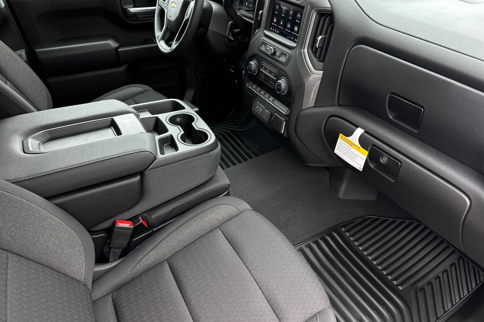 New 2026 Chevrolet Silverado 1500 Custom w/ LPO, Dark Essentials Package AWD/4WD image 15