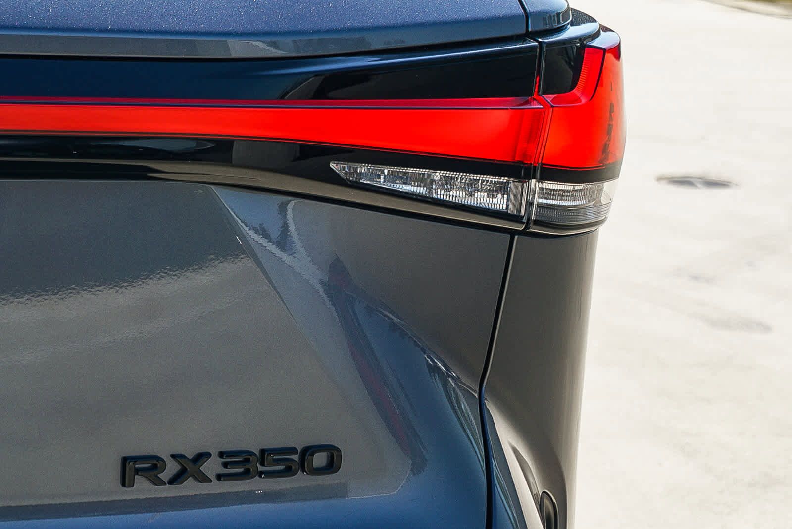 Used 2025 Lexus RX 350 FWD w/ Technology Package image 11