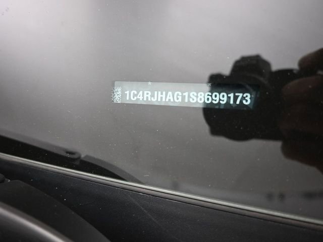 Used 2025 Jeep Grand Cherokee Altitude image 15